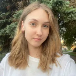 Фотография репетитора Паутова Арина Сергеевна