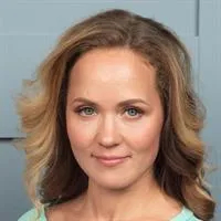 Фотография репетитора Попова Юлия Константиновна