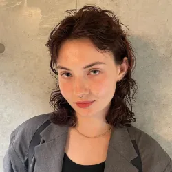 Фотография репетитора Игнатова Василиса Валимовна