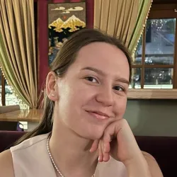 Фотография репетитора Лаптева Полина Сергеевна