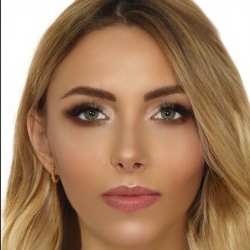 Фотография репетитора Насибянц Виктория Валерьевна