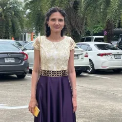 Фотография репетитора Амирова Елена Олеговна