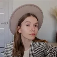 Фотография репетитора Комарова Ангелина Алексеевна