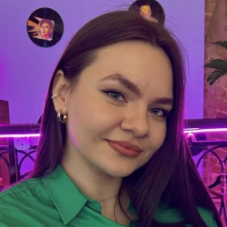 Фотография репетитора Столповских Виктория Романовна