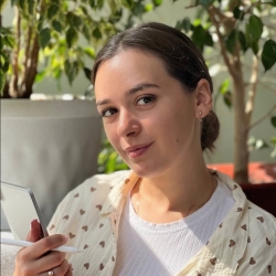 Фотография репетитора Савченко Карина Ивановна