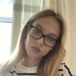 Фотография репетитора Середникова Ева Алексеевна