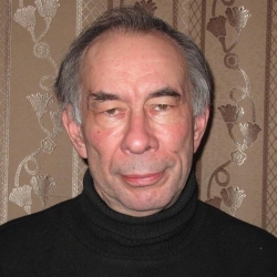 Фотография репетитора Калмыков Юрий Константинович