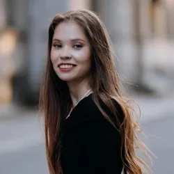 Фотография репетитора Груздева Алена Олеговна