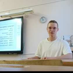 Фотография репетитора Тихомиров Демьян Валерьевич