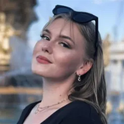 Фотография репетитора Макаричева Валерия Игоревна