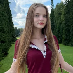 Фотография репетитора Захарова Полина Николаевна