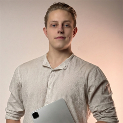 Фотография репетитора Карабаев Никита Викторович