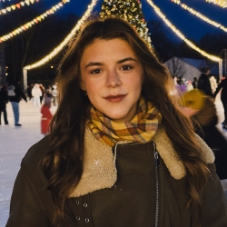 Фотография репетитора Сергеева Полина Сергеевна