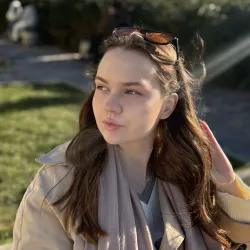 Фотография репетитора Новожилова Виктория Денисовна