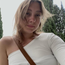 Фотография репетитора Шелашникова Дарьяна Олеговна