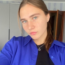 Фотография репетитора Рябова Арина Дмитриевна