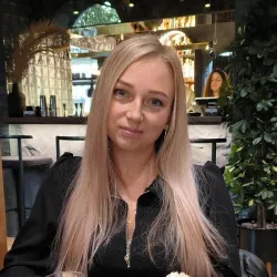 Фотография репетитора Азарова Ирина Валерьевна