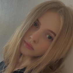 Фотография репетитора Стерхова Диана Андреевна