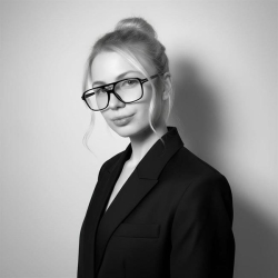 Фотография репетитора Рыженкова Алина Александровна