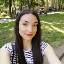 Фотография репетитора Белослудцева Эльмира Видадиевна