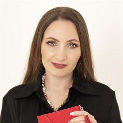 Фотография репетитора Берлинова Кира Юрьевна