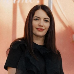 Фотография репетитора Губина Вероника Сергеевна