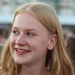 Фотография репетитора Шульц Алеся Сергеевна