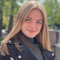 Фотография репетитора Михайлова Анастасия Константиновна