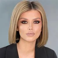 Фотография репетитора Тяжельникова Алена Дмитриевна