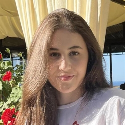 Фотография репетитора Пискунова Алина Андреевна