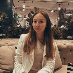 Фотография репетитора Исаева Эльвина Николаевна