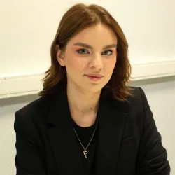 Фотография репетитора Небреева Софья Александровна