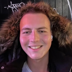 Фотография репетитора Суханов Денис Алексеевич