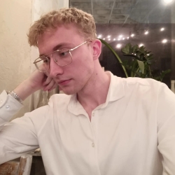 Фотография репетитора Белоусов Антон Александрович