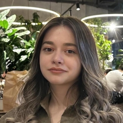 Фотография репетитора Алиева Рукият Зубайруевна