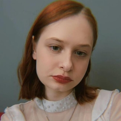 Фотография репетитора Фоминых Виктория Сергеевна