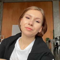 Фотография репетитора Петрушенко Анастасия Дмитриевна