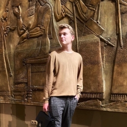 Фотография репетитора Николаев Артём Дмитриевич