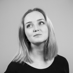 Фотография репетитора Медведева Полина Анатольевна