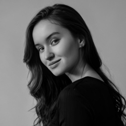 Фотография репетитора Адеева Зиля Рамилевна