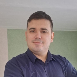 Фотография репетитора Кушнир Тарас Сергеевич