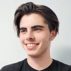 Фотография репетитора Брикет Максим Николаевич