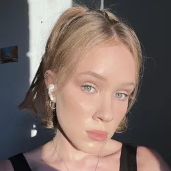 Фотография репетитора Мотовилова Анна Олеговна