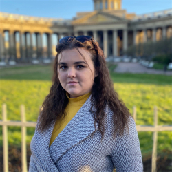 Фотография репетитора Столярова Алена Александр