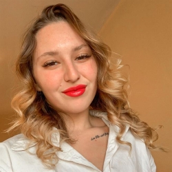 Фотография репетитора Нуркаева Эвелина Вячеславовна