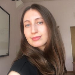 Фотография репетитора Конина Дина Алексеевна