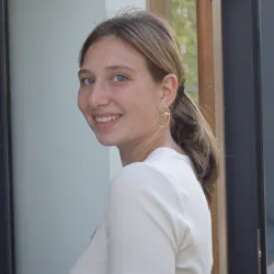 Фотография репетитора Никонова Софья Вадимовна