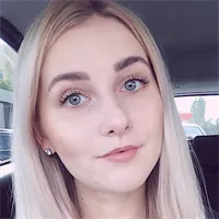 Фотография репетитора Медведева Александра Олеговна