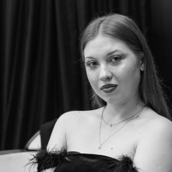 Фотография репетитора Двухголовых Александра Александровна