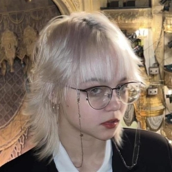 Фотография репетитора Дюкарева Валерия Владимировна